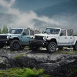 Салон спецверсий Jeep Wrangler и Gladiator Rockslide одели в джинсы