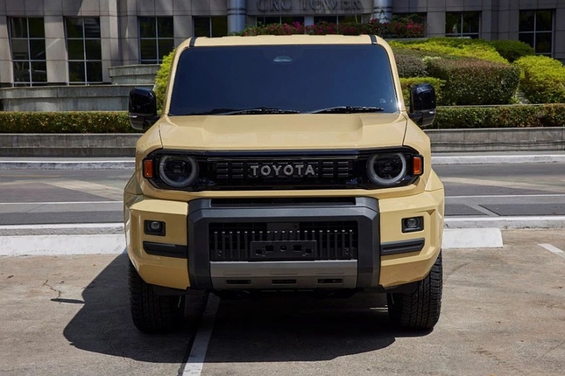 Toyota Land Cruiser FJ поступил в продажу в Таиланде и обзавёлся четырьмя концептами