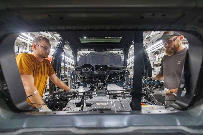 Toyota собирается нарастить объём производства RAV4, Camry и Grand Highlander