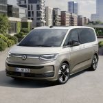 Volkswagen Multivan готовится к обновлению: первое фото