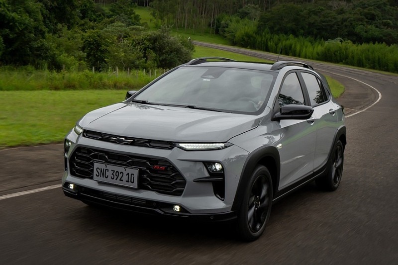 Chevrolet Sonic в виде кроссовера: показан интерьер