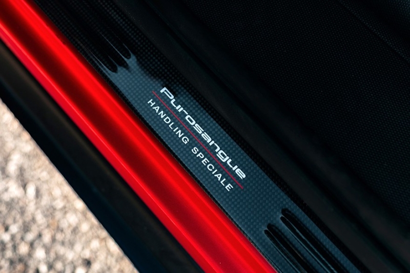 Ferrari Purosangue Handling Speciale: доработанное шасси и более яркий звук V12