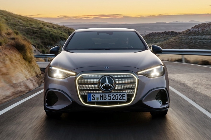 Как будто играет одна и та же пластинка: представлен Mercedes-Benz C-Class electric