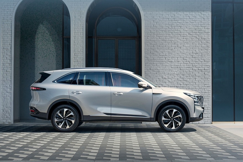 Кроссовер Changan CS75 Plus получил версию с другими техникой и дизайном