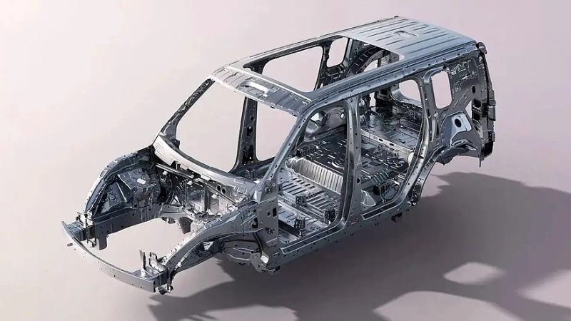 Кроссовер FangChengBao Tai 7: теперь и электрические версии в дополнение к гибридным