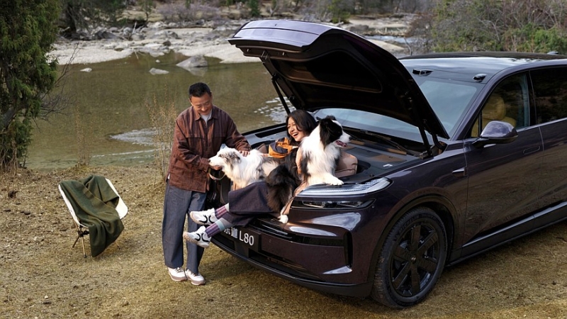 Кроссовер Onvo L80 с рекордным в классе багажником готовится к выходу на рынок