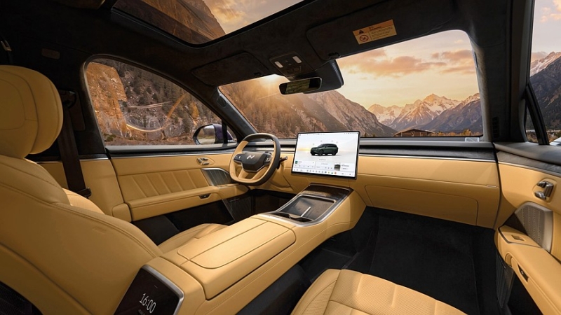 Кроссовер Onvo L80 с рекордным в классе багажником готовится к выходу на рынок