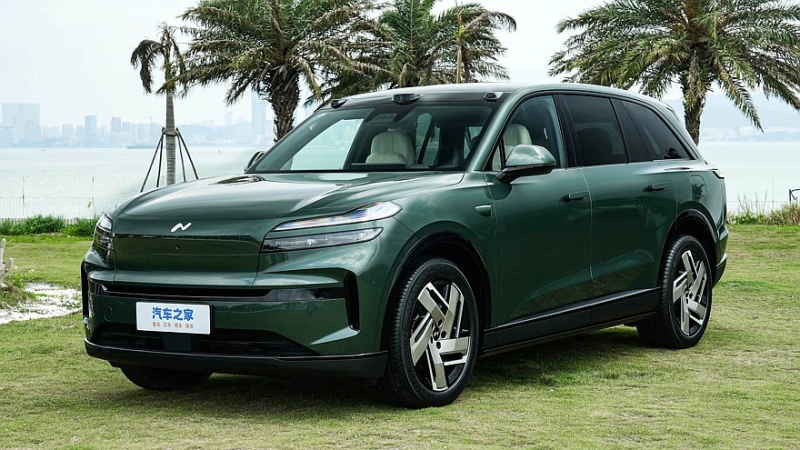 Кроссовер Onvo L80 с рекордным в классе багажником готовится к выходу на рынок