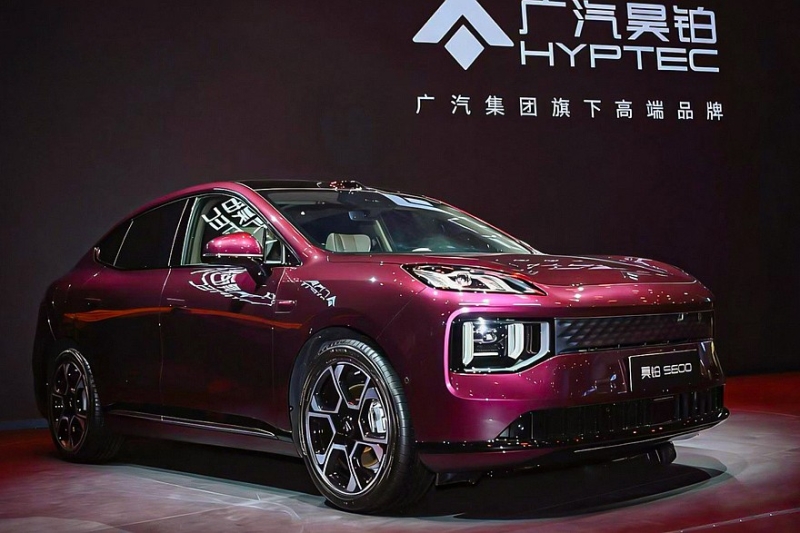 Купеобразный кроссовер Hyptec S600 от GAC: несколько вариантов начинки, есть полный привод
