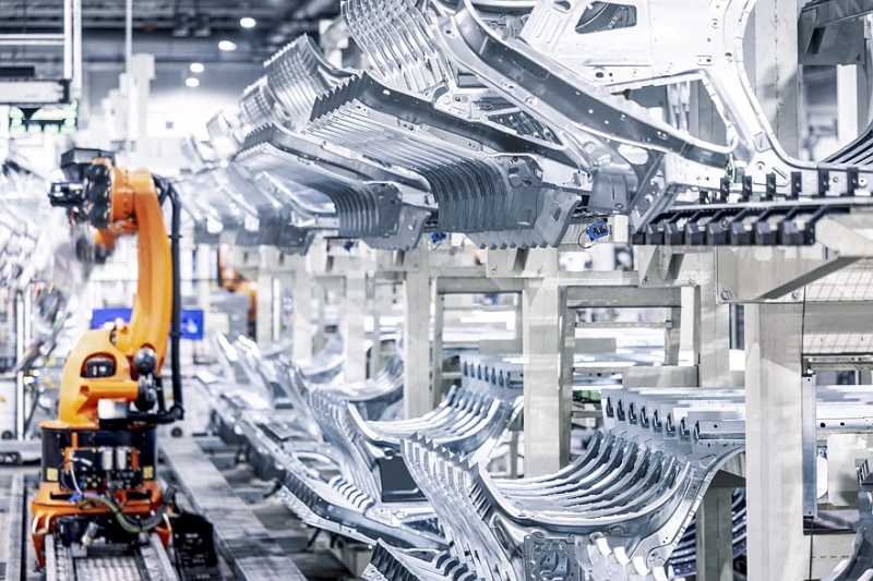 Mercedes-Benz инвестирует более 7 млрд долларов в развитие бизнеса в США и сборку GLC