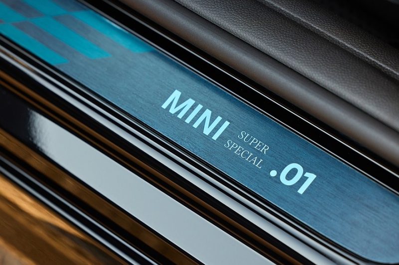 Mini.01 на базе Mini JCW Convertible: уникальный кабриолет для капризного американца