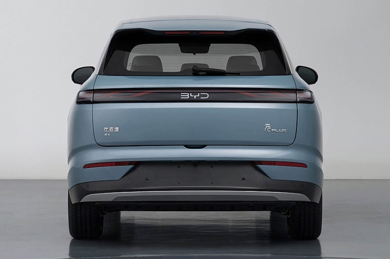 Новый кроссовер BYD Atto 3 для Китая готовится к премьере