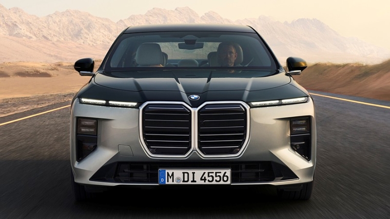 Обновлённый BMW 7 Series: без повышения напряжения, зато с остромодным салоном