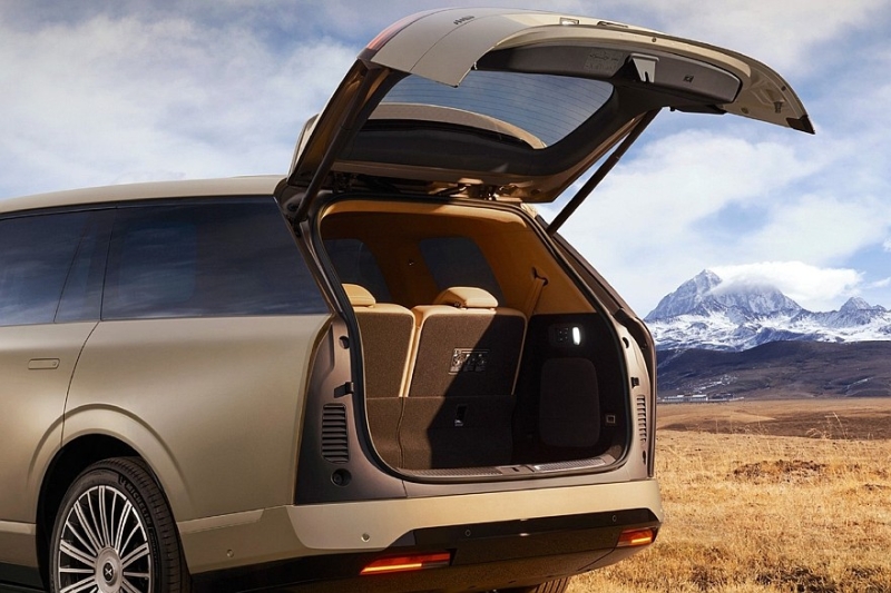 Рывок в премиум: флагманский кроссовер Xpeng GX выходит на рынок с &laquo;полным фаршем&raquo;