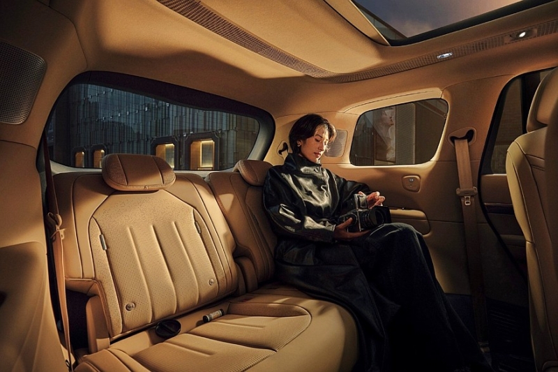 Рывок в премиум: флагманский кроссовер Xpeng GX выходит на рынок с &laquo;полным фаршем&raquo;