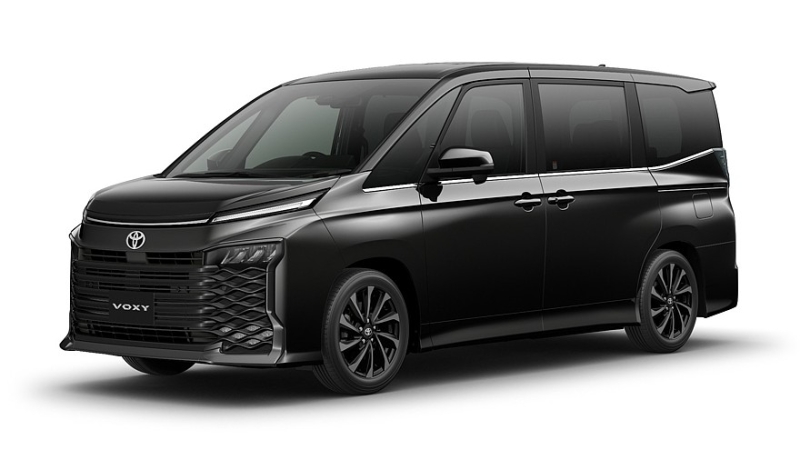 Toyota обновила минивэны Noah и Voxy: иная головная оптика и подросшая цифровая приборка