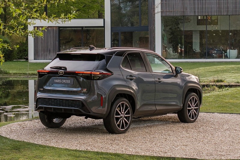 Toyota Yaris Cross обновился по подобию старших моделей