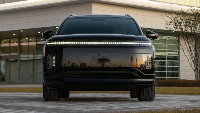 У кроссовера Hyundai Ioniq 9 Calligraphy появилась &laquo;затемнённая&raquo; спецверсия