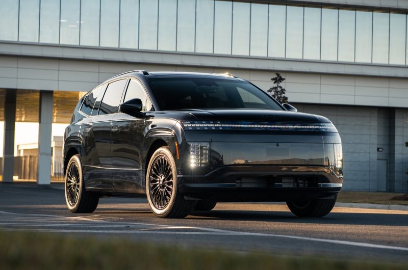 У кроссовера Hyundai Ioniq 9 Calligraphy появилась «затемнённая» спецверсия