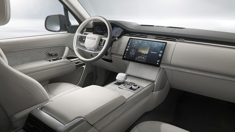 У  внедорожника Range Rover SV появилась эксклюзивная топ-версия Ultra