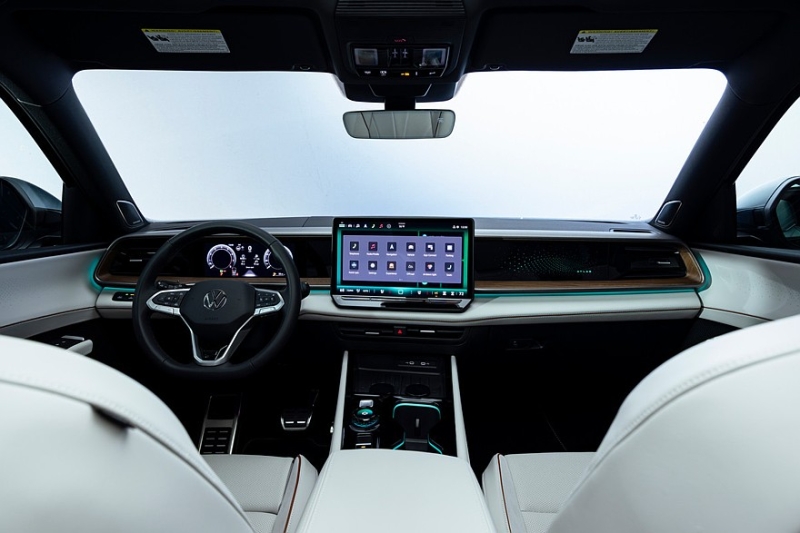 Volkswagen Atlas нового поколения: дизайн китайского Teramont и модернизированный мотор