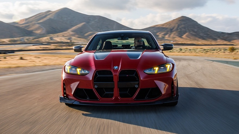 BMW выпустила M3 CS Handschalter с шестиступенчатой механикой и задним приводом