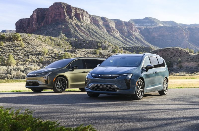 Chrysler снизил цены на недавно представленный обновлённый минивэн Pacifica