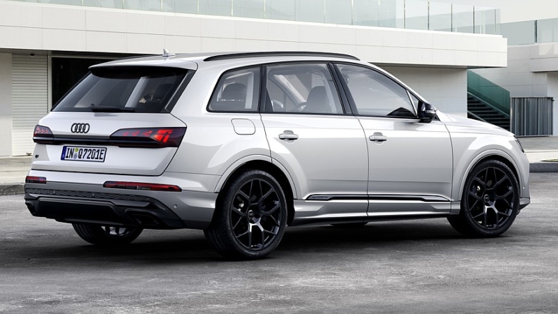 Флагманский Audi Q9: новые изображения