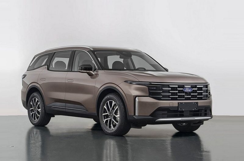 Кроссовер Ford Edge L готовится к рестайлингу: фото без камуфляжа