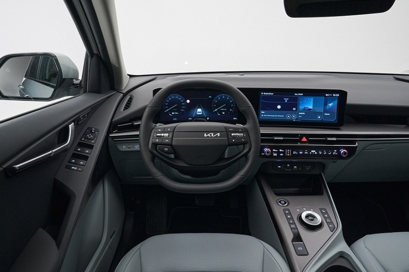 Кроссовер Kia Niro для Европы: рестайлинг и сокращение гаммы