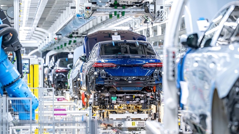 Натужная гордость: BMW Group отчиталась о выпуске двухмиллионного электромобиля