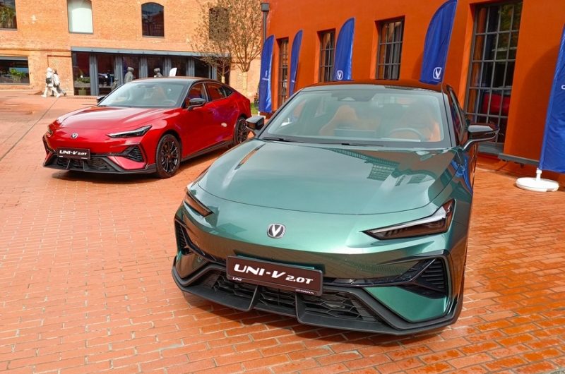 Новый Changan Uni-V с 2.0T в России: объявлена цена
