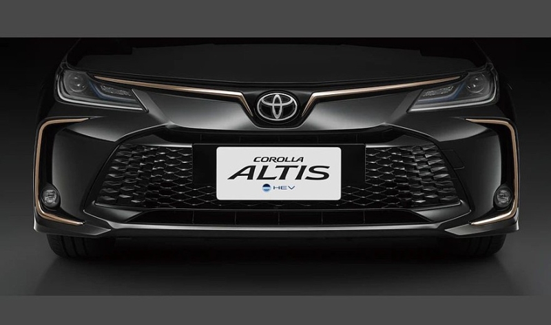 У автомобилей семейства Toyota Corolla появились юбилейные спецверсии