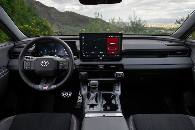 У кроссовера Toyota RAV4 может появиться &laquo;заряженная&raquo; версия