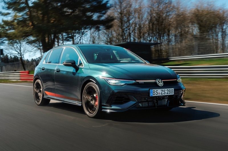 Volkswagen Golf GTI Edition 50: новый рекорд Нюрбургринга среди машин с передним приводом