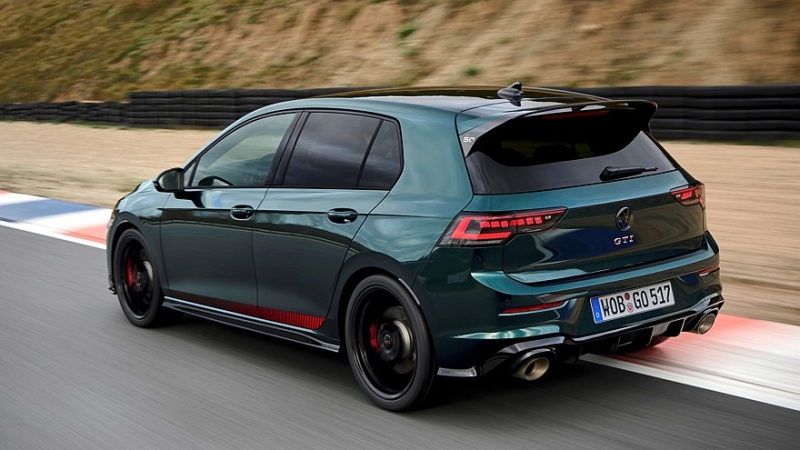 Volkswagen Golf GTI Edition 50: новый рекорд Нюрбургринга среди машин с передним приводом