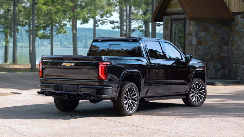 Дебютировал новый пикап Chevrolet Silverado, в том числе топовые версии ZR2 и High Country