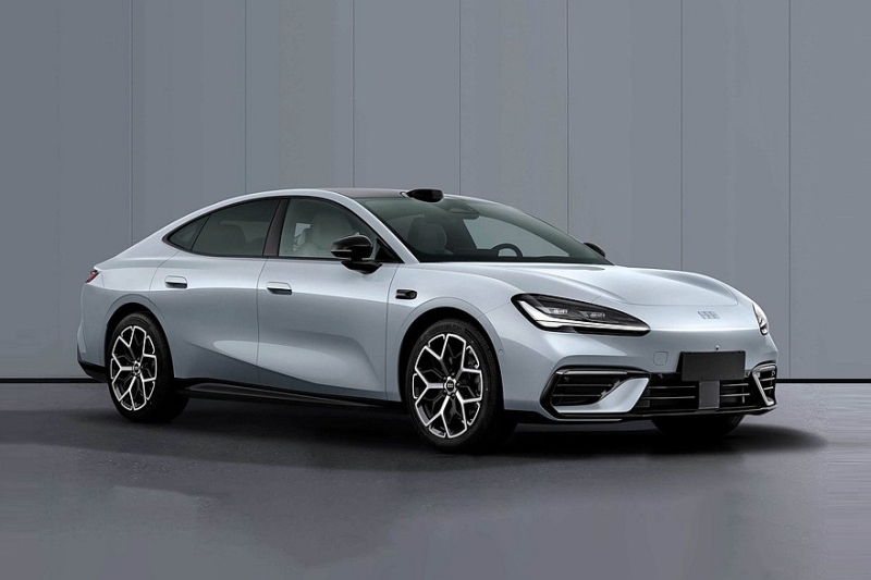 Гамму Geely пополнил большой седан Galaxy TT: официальные кадры