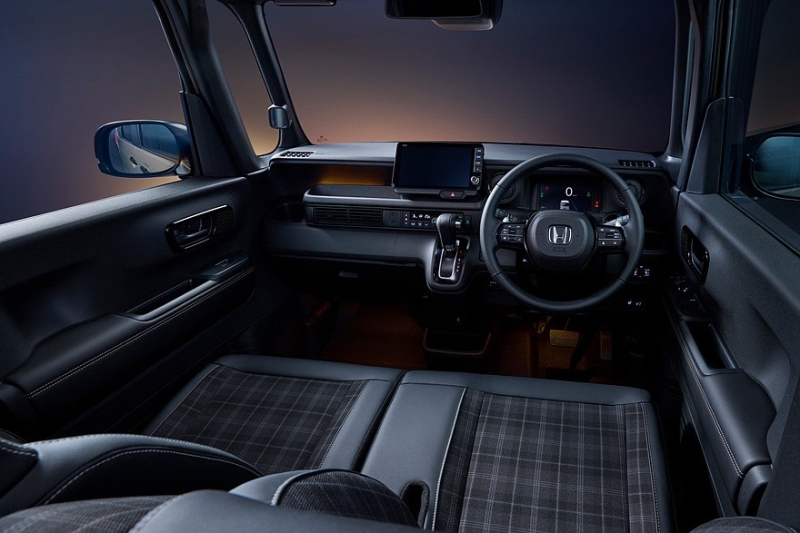 Honda N-Box: больше агрессии для молодёжного Custom, почерневший &laquo;кроссовер&raquo; и кое-что ещё
