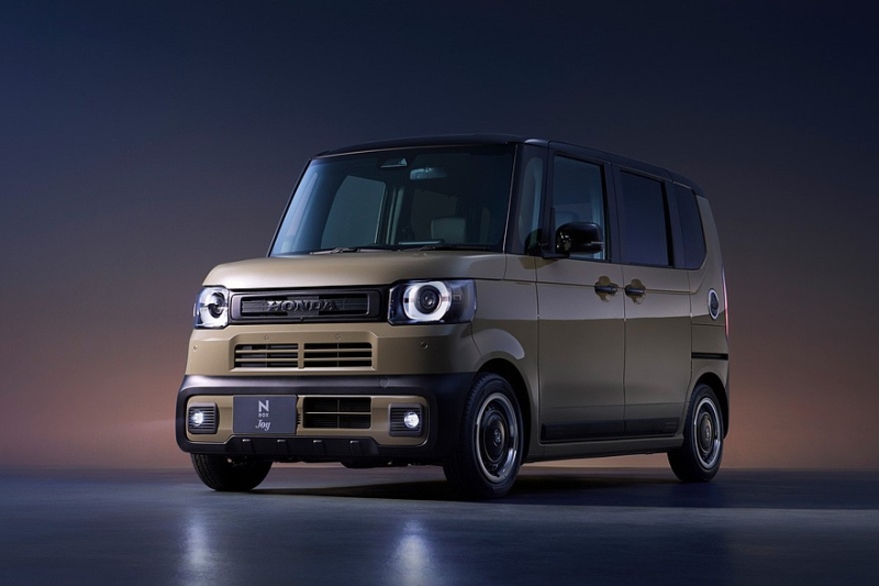 Honda N-Box: больше агрессии для молодёжного Custom, почерневший &laquo;кроссовер&raquo; и кое-что ещё