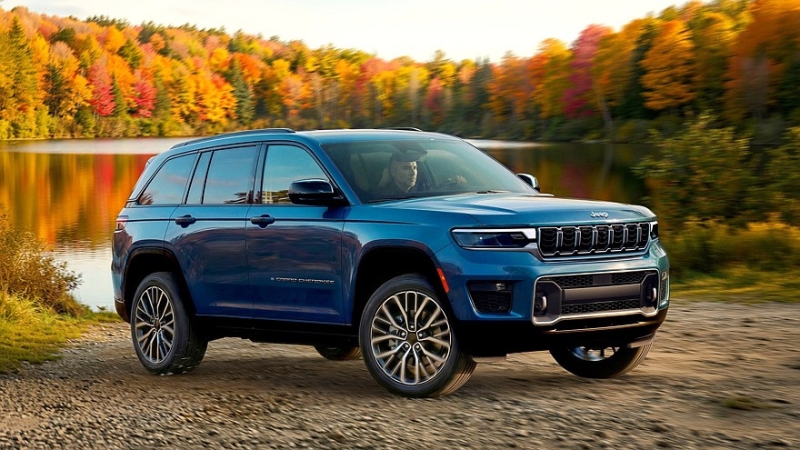 Jeep Grand Cherokee вновь обрёл внедорожные версии Trailhawk и Overland: только бензин!