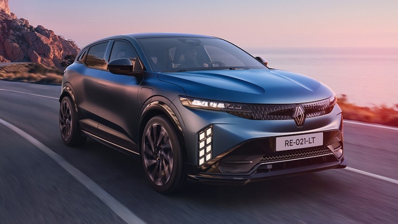 Renault освежила хэтчбек Megane E-Tech electric: новое «лицо» и батарея большей ёмкости