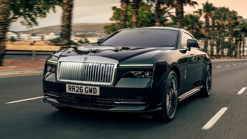 Rolls-Royce Spectre Series II: больше мощности, больше запас хода и диски в стиле Zeekr