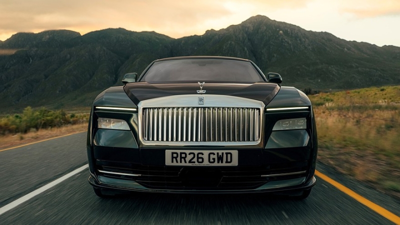 Rolls-Royce Spectre Series II: больше мощности, больше запас хода и диски в стиле Zeekr