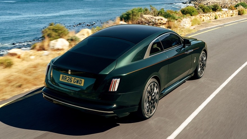 Rolls-Royce Spectre Series II: больше мощности, больше запас хода и диски в стиле Zeekr