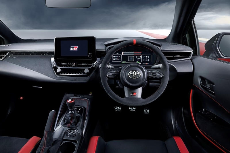 Toyota GRMN Corolla: новая хардкорная версия хот-хэтча, &laquo;закалённая&raquo; на Нюрбургринге
