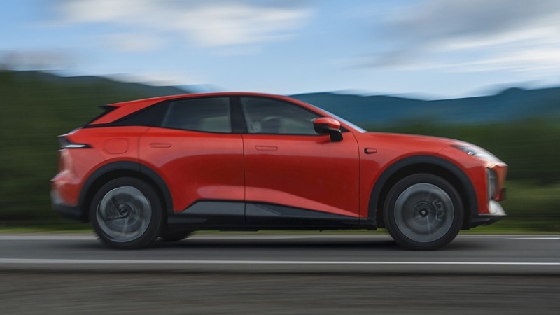 Changan объявил о старте продаж Deepal S07 на российском рынке, цена известна