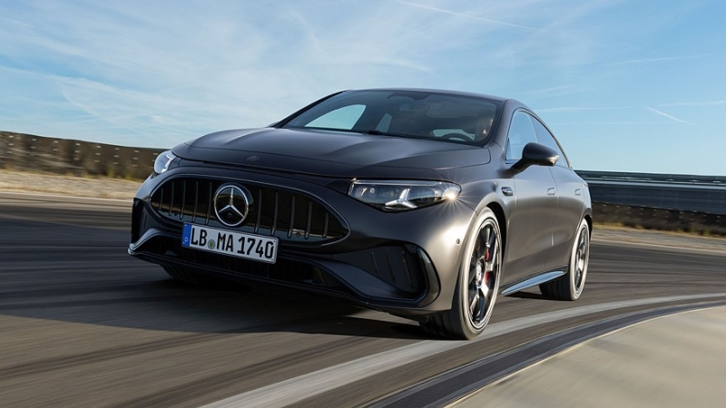 Новый Mercedes-AMG CLA 45: 680-сильная трёхмоторная установка, 2,7 секунды до &laquo;сотни&raquo;