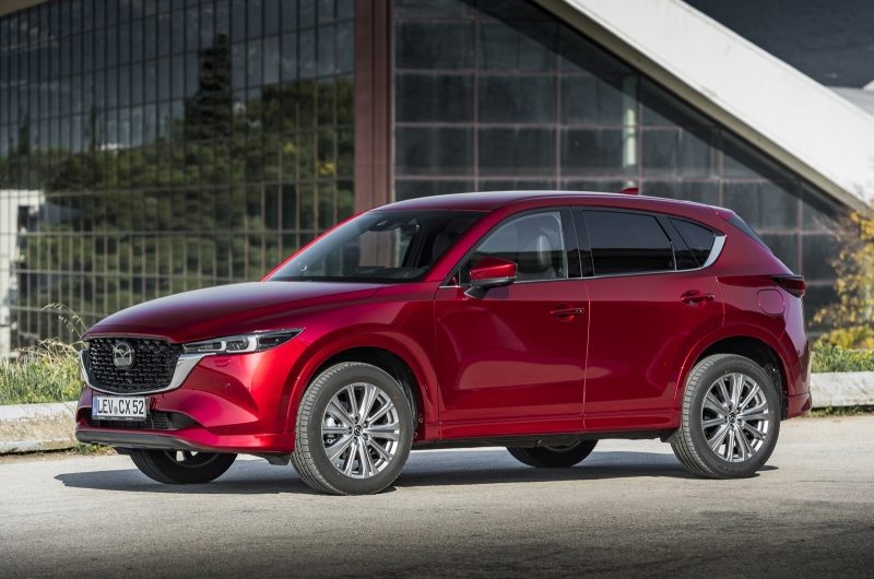 Авторынок РФ в июле: в ТОП-10 марок вернулся GAC, в список бестселлеров – Mazda CX-5