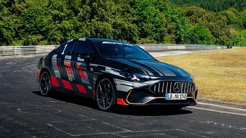 Электрический Mercedes-AMG CLA 45 оказался на Нюрбургринге быстрее бензинового Audi RS 3